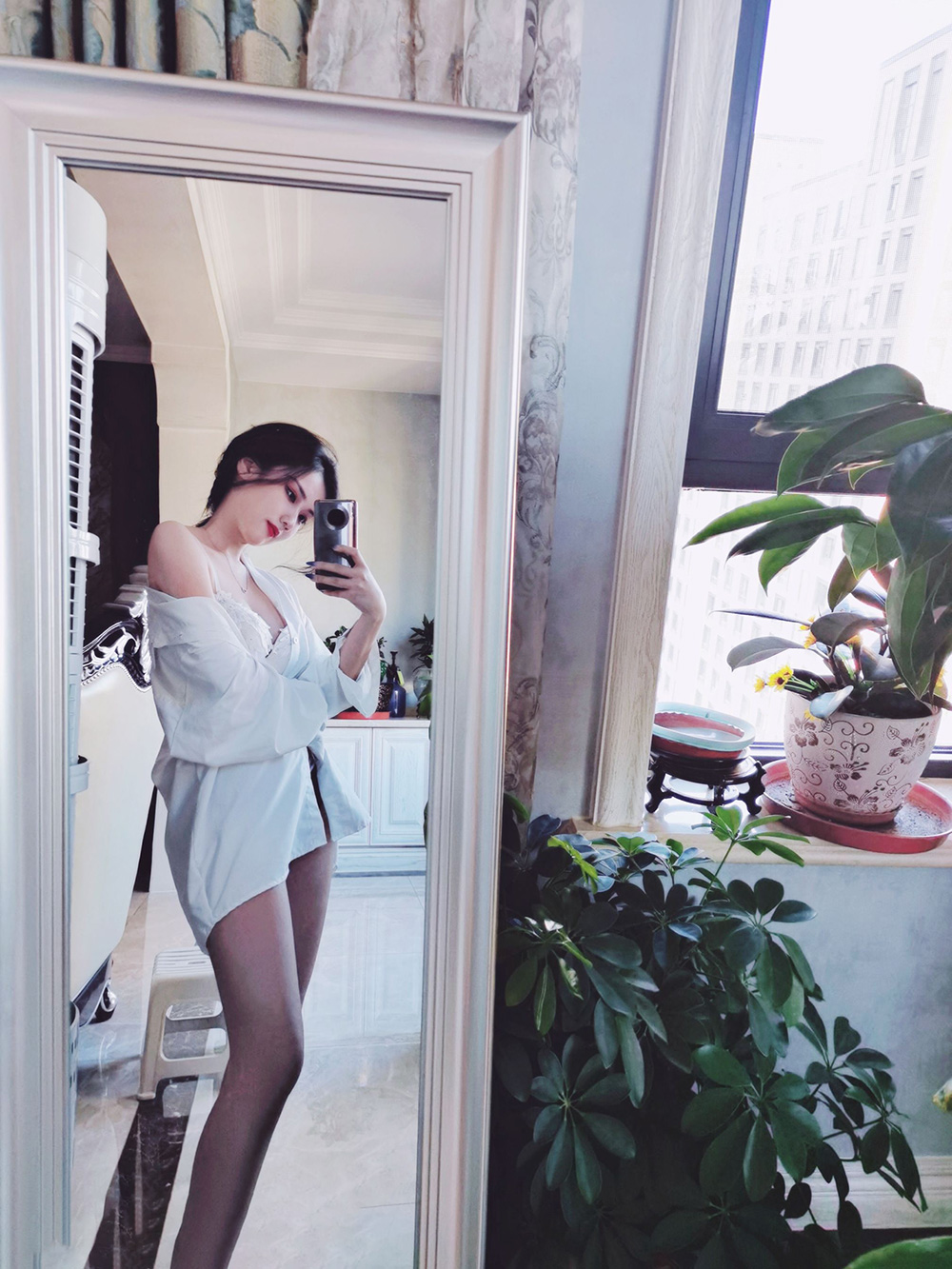 《云盘重磅㊙️泄密》极品容颜高气质女神小姐姐（姗姗）与富二代露脸调教啪啪自拍极度反差成为小母狗1080P原版