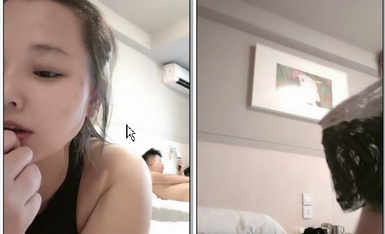 良家夫妻下海日記,豐滿少婦黑絲連體情趣內內,一身肉肉,欲望十足.