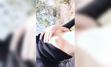 甄漂亮 勾引路人車震  (1)