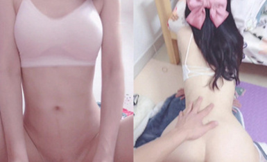 【淫盪女友亂操記】極品00後蘿莉小女友喜歡做愛啪啪 完美身材女上騎乘絕逼是個稱職的騎師 浪叫不止