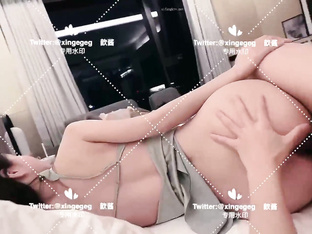 逼臉同框 超顏S級女神『韻醬』✅最美推特女神 極品蜜桃臀女神各種姿勢啪啪 後入被內射 極品顏值小騷貨越看越帶勁 (3)