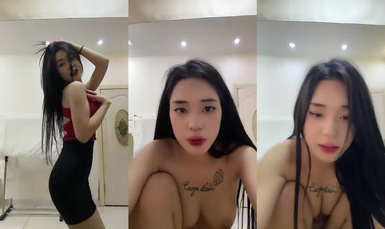 灬超級漂亮！【燦爛冬瓜】極品學妹~道具摳穴自慰~雙女御姐~全裸騷舞~爽死了~! (31)