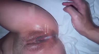 【反差淫妻泄密】強勢回歸，推特27萬粉NTR媚黑綠帽淫妻【vincentxxbb】最新VIP福利，3P中出內射 (4)