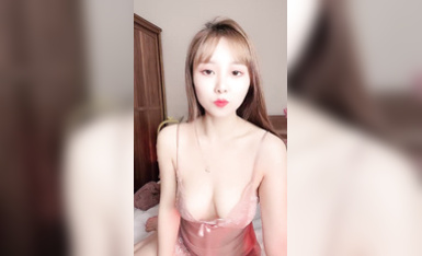 【蜜桃允兒】長腿御姐!_裸舞道具自慰啪啪狂射一身! (3)