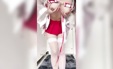 極品翹臀長腿絲襪女神【優優】定製視頻